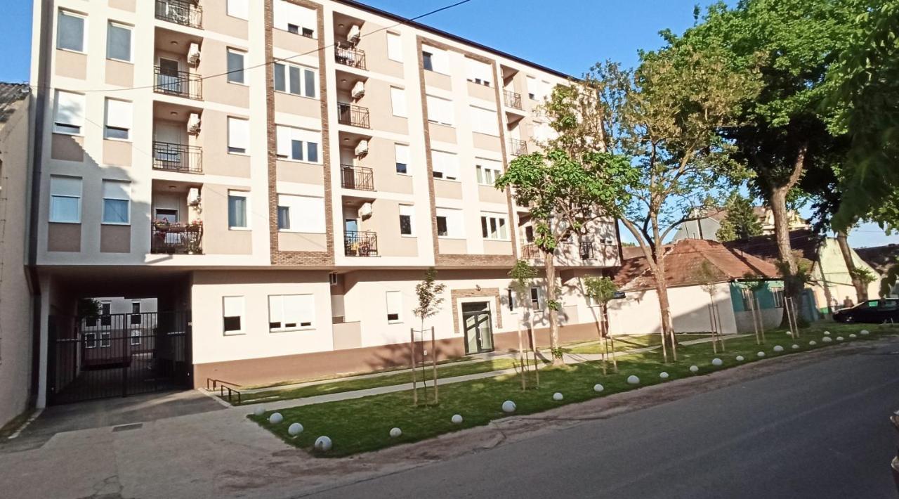 수보티차 Aurora 아파트 외부 사진